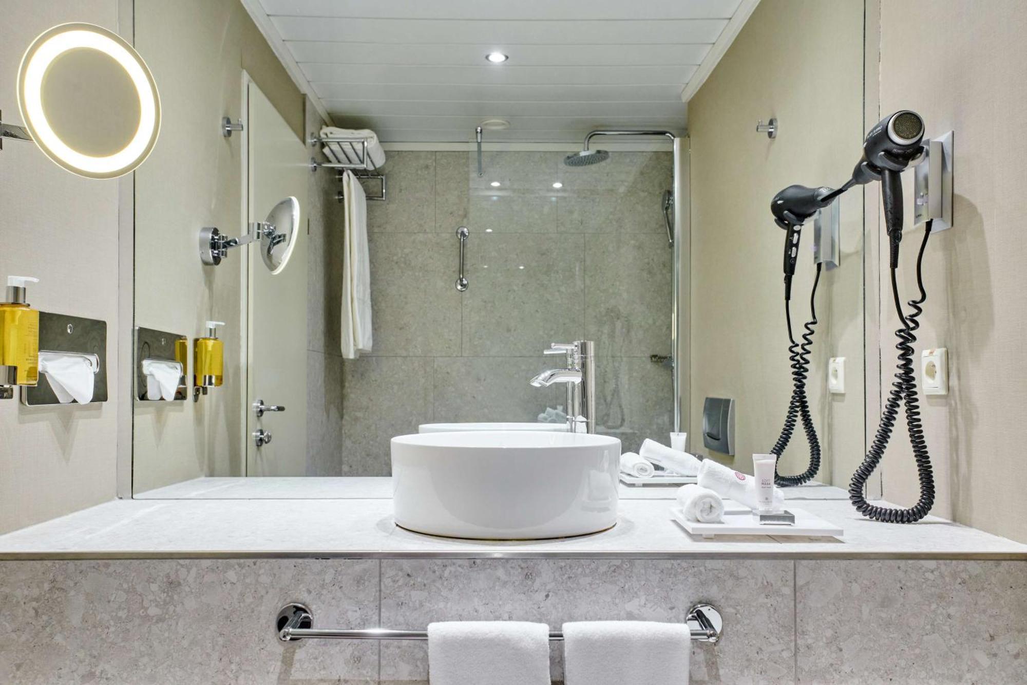 Nh Collection Prague Hotel Kültér fotó
